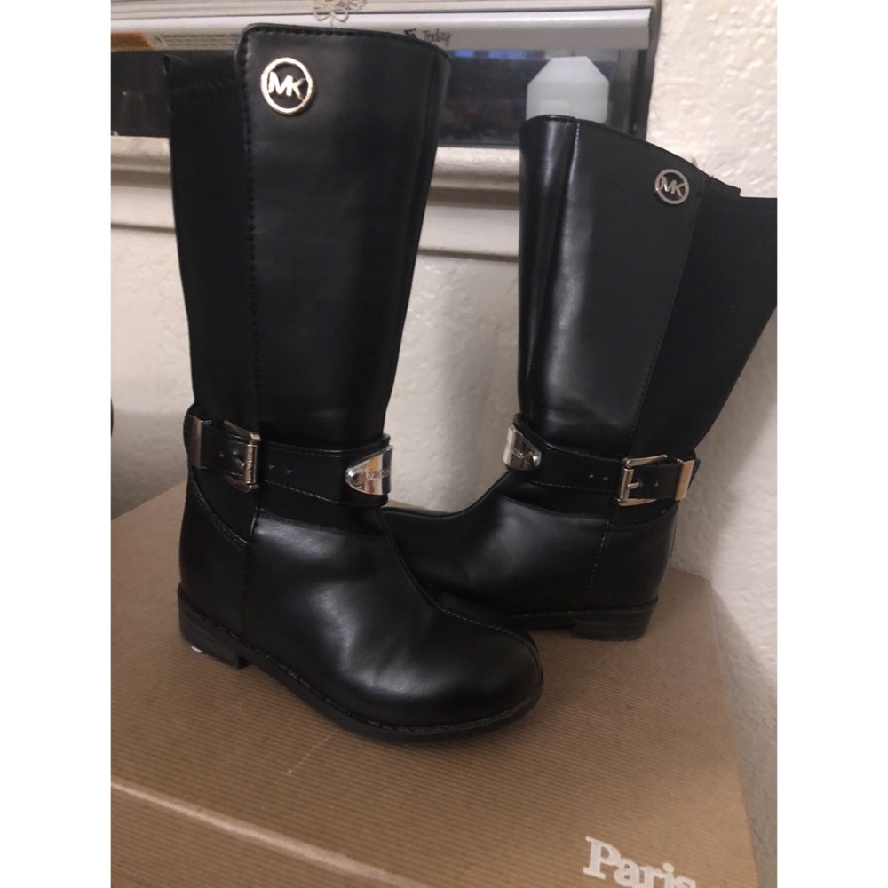 Micheal Kors Little Girl Winter Boots